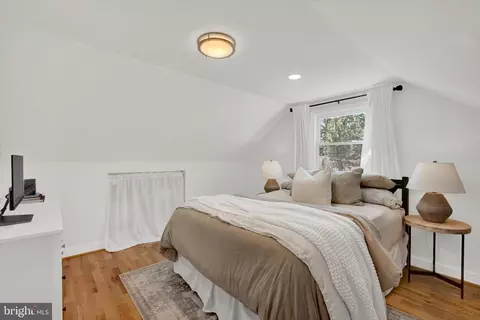 Bedroom - 218 Spruce Ave, Edgewater, MD 21037 photo 4 of 4