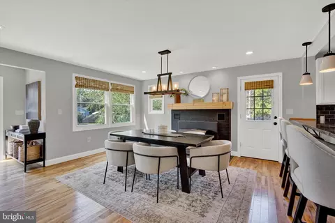 Dining - 218 Spruce Ave, Edgewater, MD 21037 photo 1 of 2