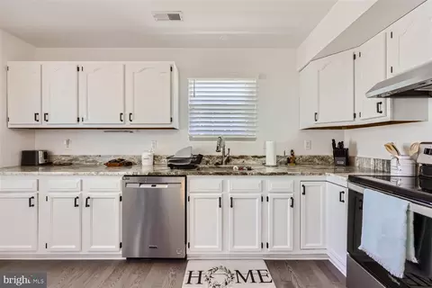 904 Holly Ave, Edgewater, MD 21037 photo 9