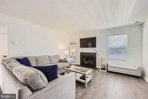 904 Holly Ave, Edgewater, MD 21037 photo 5