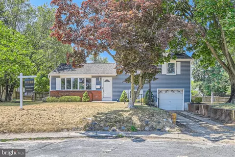 102 Howard Cir, Glen Burnie, MD 21061