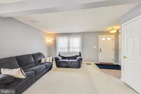 2718 Mapleview Ct, Odenton, MD 21113 photo 3