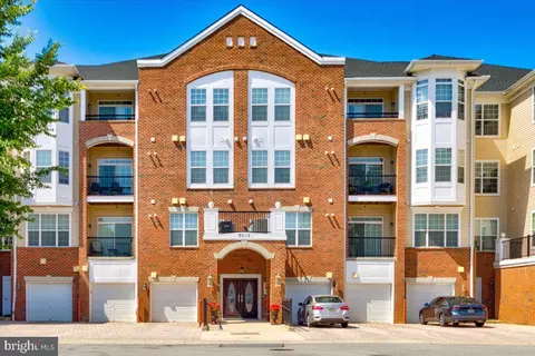 8616 Wintergreen Ct #104, Odenton, MD 21113