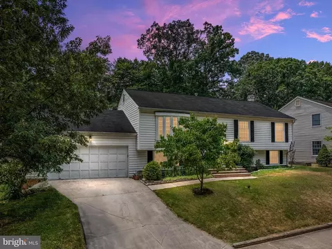 1547 Crofton Pkwy, Crofton, MD 21114