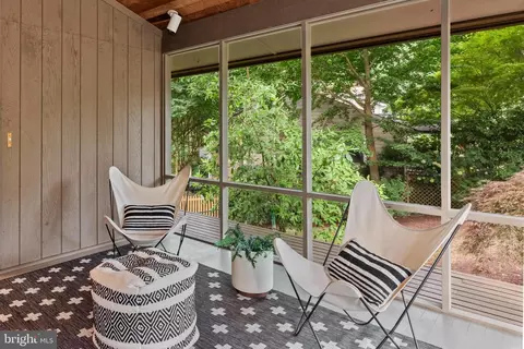 Exterior - 8 Tolson St, Annapolis, MD 21401 photo 6 of 12