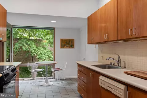 Kitchen - 8 Tolson St, Annapolis, MD 21401 photo 2 of 3