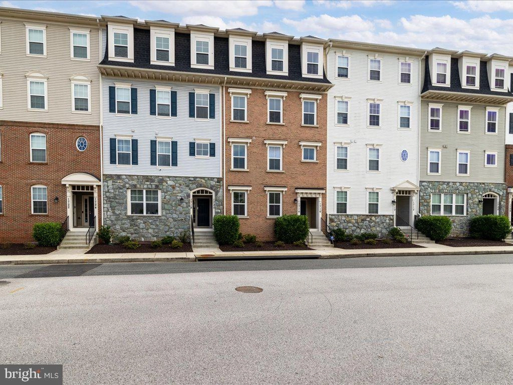 1714 Fieldstone Ct, Hanover, MD 21076 photo 2