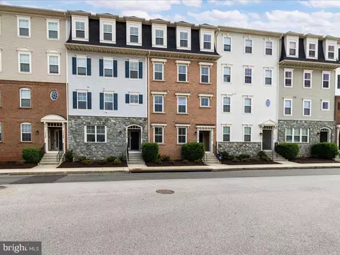 1714 Fieldstone Ct, Hanover, MD 21076 photo 2