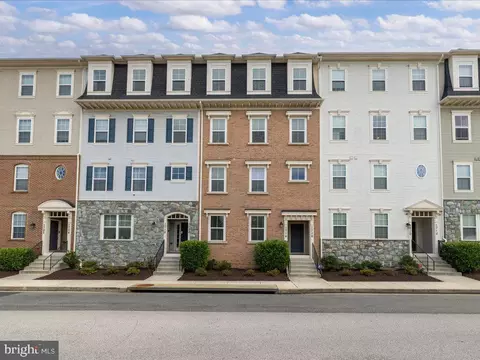 1714 Fieldstone Ct, Hanover, MD 21076 photo 3