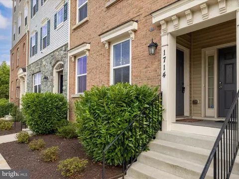 1714 Fieldstone Ct, Hanover, MD 21076 photo 5