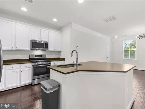 1714 Fieldstone Ct, Hanover, MD 21076 photo 13