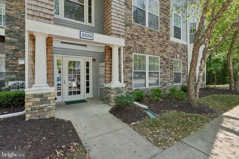 3529 Piney Woods Pl #I104, Laurel, MD 20724