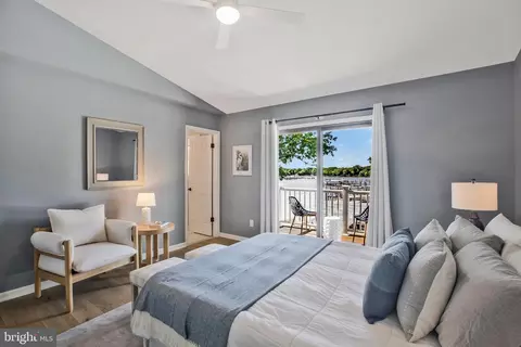 Bedroom - 4937 Thomas Dr, Shady Side, MD 20764 photo 1 of 2