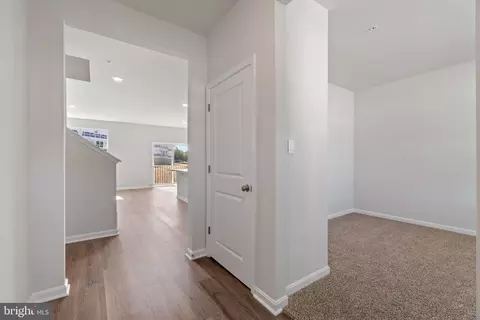 Entry Way - 3631 7th Ave, Edgewater, MD 21037 photo 7 of 19