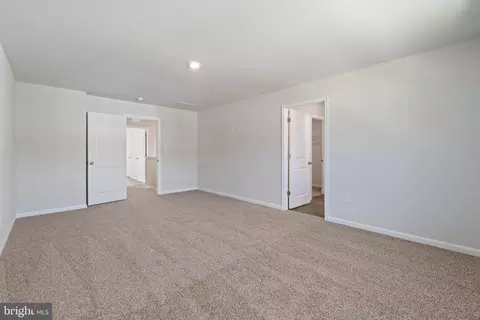 Entry Way - 3631 7th Ave, Edgewater, MD 21037 photo 11 of 19