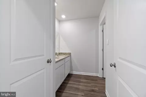 Entry Way - 3631 7th Ave, Edgewater, MD 21037 photo 17 of 19