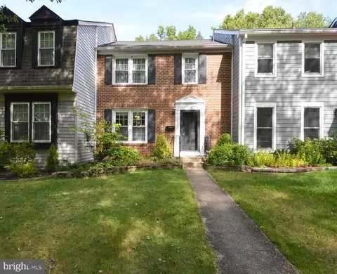 1760 Lang Dr, Crofton, MD 21114