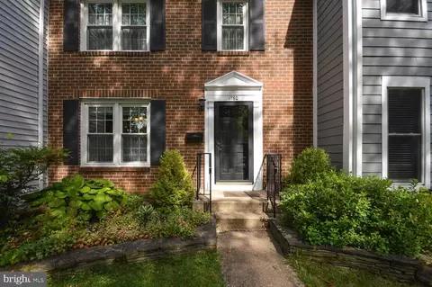 1760 Lang Dr, Crofton, MD 21114 photo 3