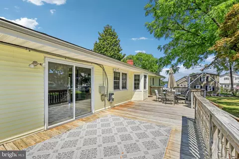 Exterior - 48 Johnson Rd, Pasadena, MD 21122 photo 5 of 9