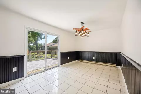 Dining - 48 Johnson Rd, Pasadena, MD 21122 photo 1 of 2