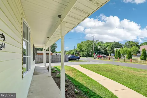 Exterior - 48 Johnson Rd, Pasadena, MD 21122 photo 2 of 9