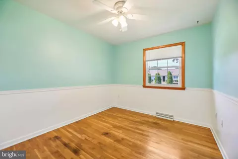 Bedroom - 48 Johnson Rd, Pasadena, MD 21122 photo 3 of 3