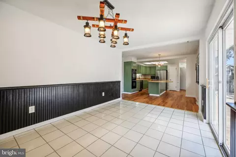 Dining - 48 Johnson Rd, Pasadena, MD 21122 photo 2 of 2