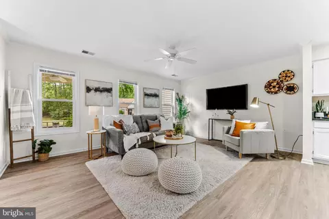 941 Riversedge Cir, Annapolis, MD 21401