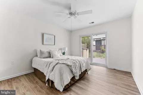 Bedroom - 941 Riversedge Cir, Annapolis, MD 21401 photo 4 of 5