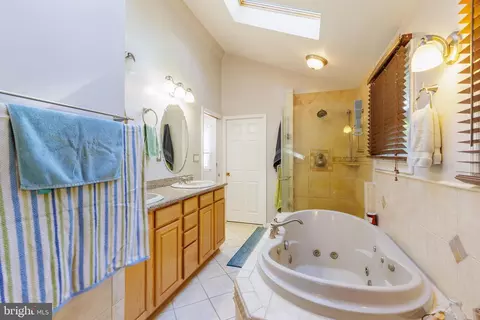 Bath - 1504 Marco Dr, Pasadena, MD 21122 photo 2 of 3