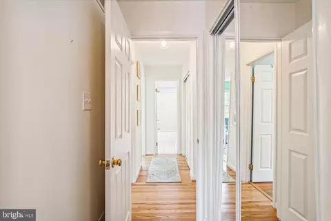 Entry Way - 1520 Circle Dr, Annapolis, MD 21409 photo 2 of 2