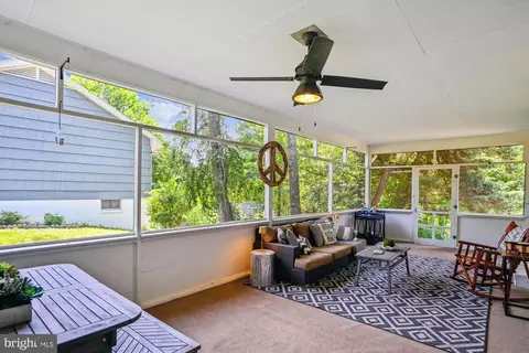 Exterior - 1520 Circle Dr, Annapolis, MD 21409 photo 4 of 16