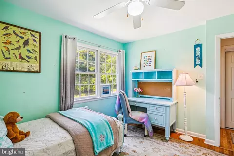Bedroom - 1520 Circle Dr, Annapolis, MD 21409 photo 7 of 8