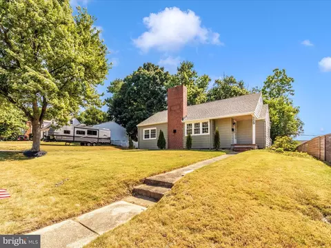 229 Sycamore Rd, Linthicum Heights, MD 21090