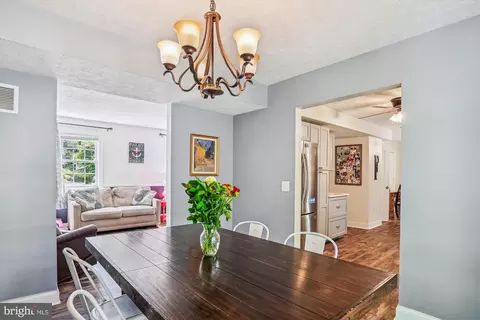 3413 Barnsley Ct, Pasadena, MD 21122 photo 10