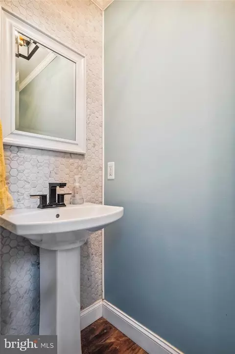 3413 Barnsley Ct, Pasadena, MD 21122 photo 13