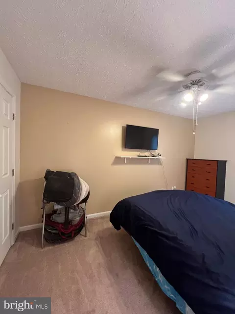Bedroom - 537 Sunset Knoll Rd, Pasadena, MD 21122 photo 3 of 9