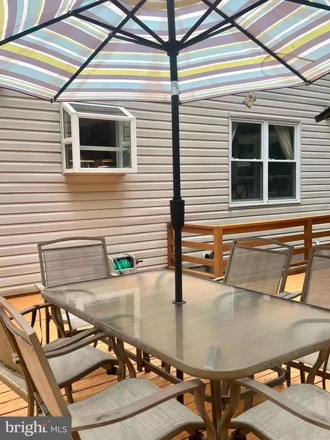 Exterior - 537 Sunset Knoll Rd, Pasadena, MD 21122 photo 14 of 21