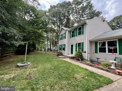Exterior - 537 Sunset Knoll Rd, Pasadena, MD 21122 photo 19 of 21