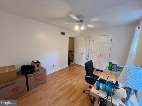 Bedroom - 537 Sunset Knoll Rd, Pasadena, MD 21122 photo 2 of 9