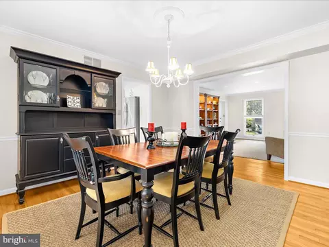 Dining - 9191 Rolling Meadow Run, Pasadena, MD 21122 photo 4 of 4