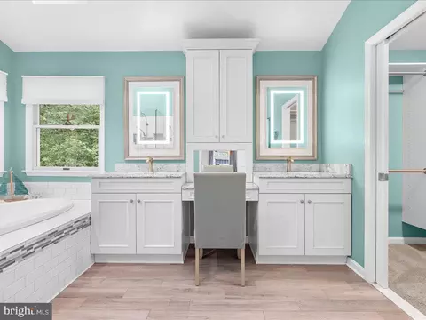 Bath - 9191 Rolling Meadow Run, Pasadena, MD 21122 photo 7 of 7