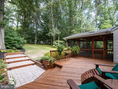 Exterior - 9191 Rolling Meadow Run, Pasadena, MD 21122 photo 7 of 14
