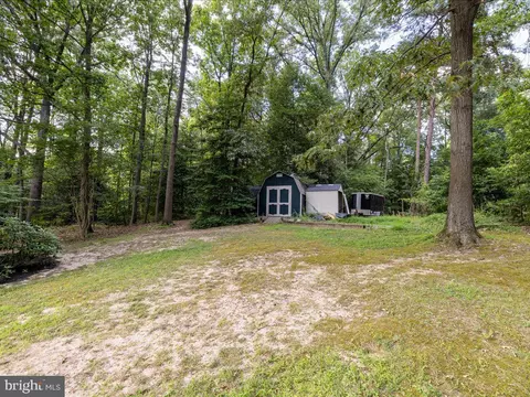 Exterior - 9191 Rolling Meadow Run, Pasadena, MD 21122 photo 10 of 14