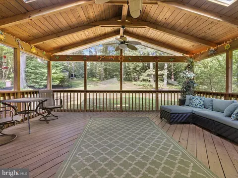 Exterior - 9191 Rolling Meadow Run, Pasadena, MD 21122 photo 3 of 14