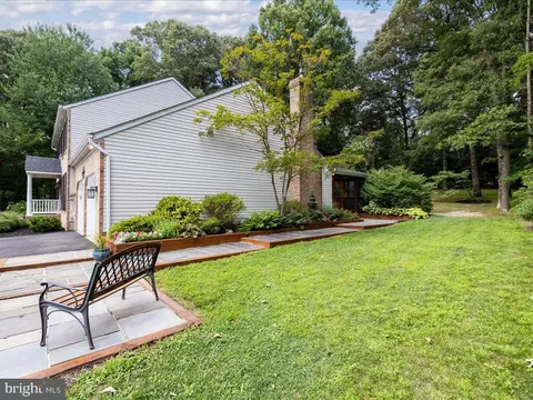 Exterior - 9191 Rolling Meadow Run, Pasadena, MD 21122 photo 12 of 14