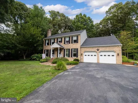 Exterior - 9191 Rolling Meadow Run, Pasadena, MD 21122 photo 5 of 14
