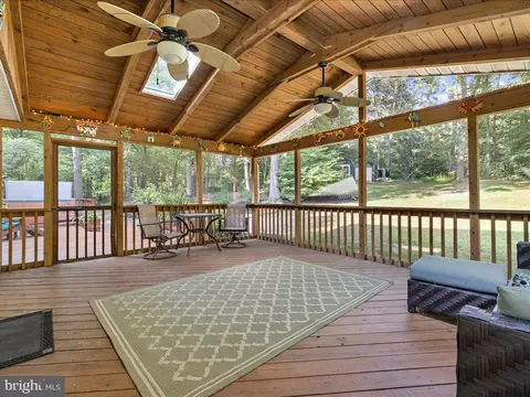 Exterior - 9191 Rolling Meadow Run, Pasadena, MD 21122 photo 4 of 14