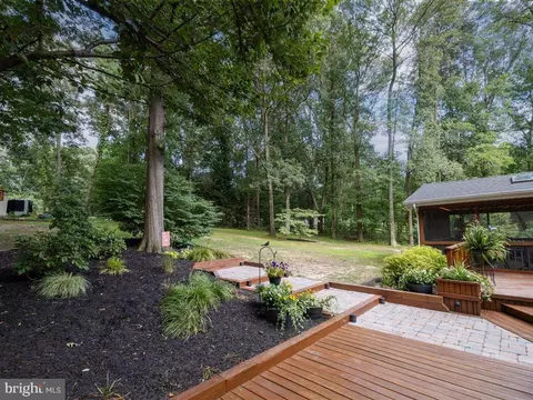 Exterior - 9191 Rolling Meadow Run, Pasadena, MD 21122 photo 8 of 14