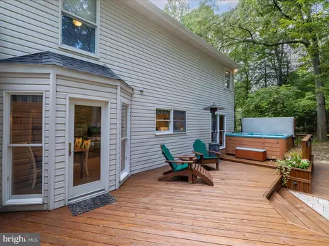 Exterior - 9191 Rolling Meadow Run, Pasadena, MD 21122 photo 6 of 14